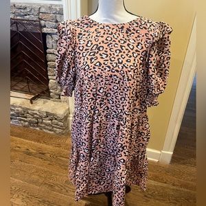 Express La Ven pink leopard big bow drop waist tiered mini dress size M ruffle